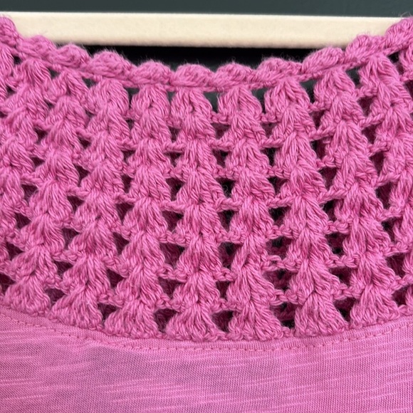 Lane Bryant Pink Sleeveless Top w/Crochet Neckline. 100% Cotton. Size 14/16. - Picture 3 of 9
